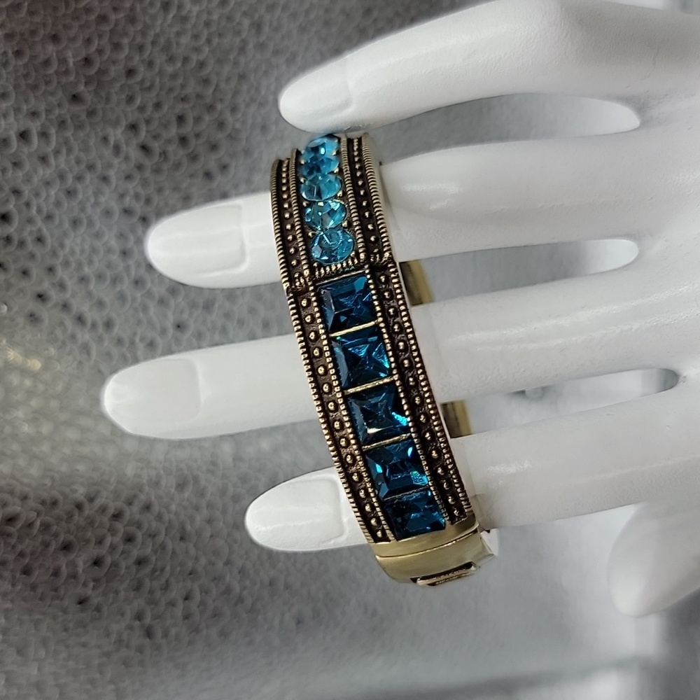 HEIDI DAUS Elegant Blue and Gold Women's CLAMPER Bracelet - Picture 4 of 4